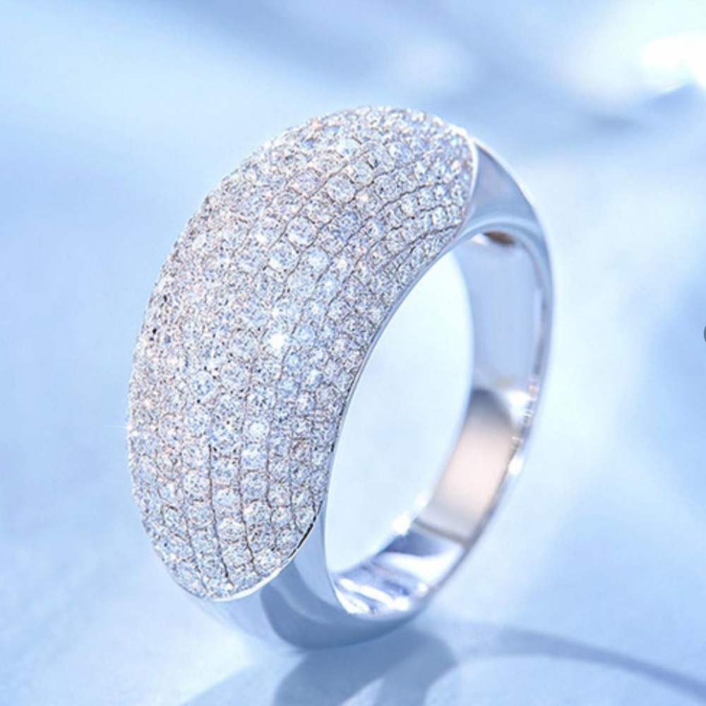 Wonderful White Sapphire Women’s Crown 925 Sterling Silver Anniversary Ring Sz 6